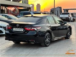 تۆیۆتا کامری